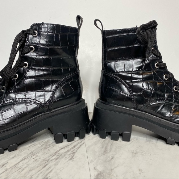 New! Schutz Chunky Lug Sole Lace Up Croc Embossed Leather Boot 6B - Picture 7 of 12